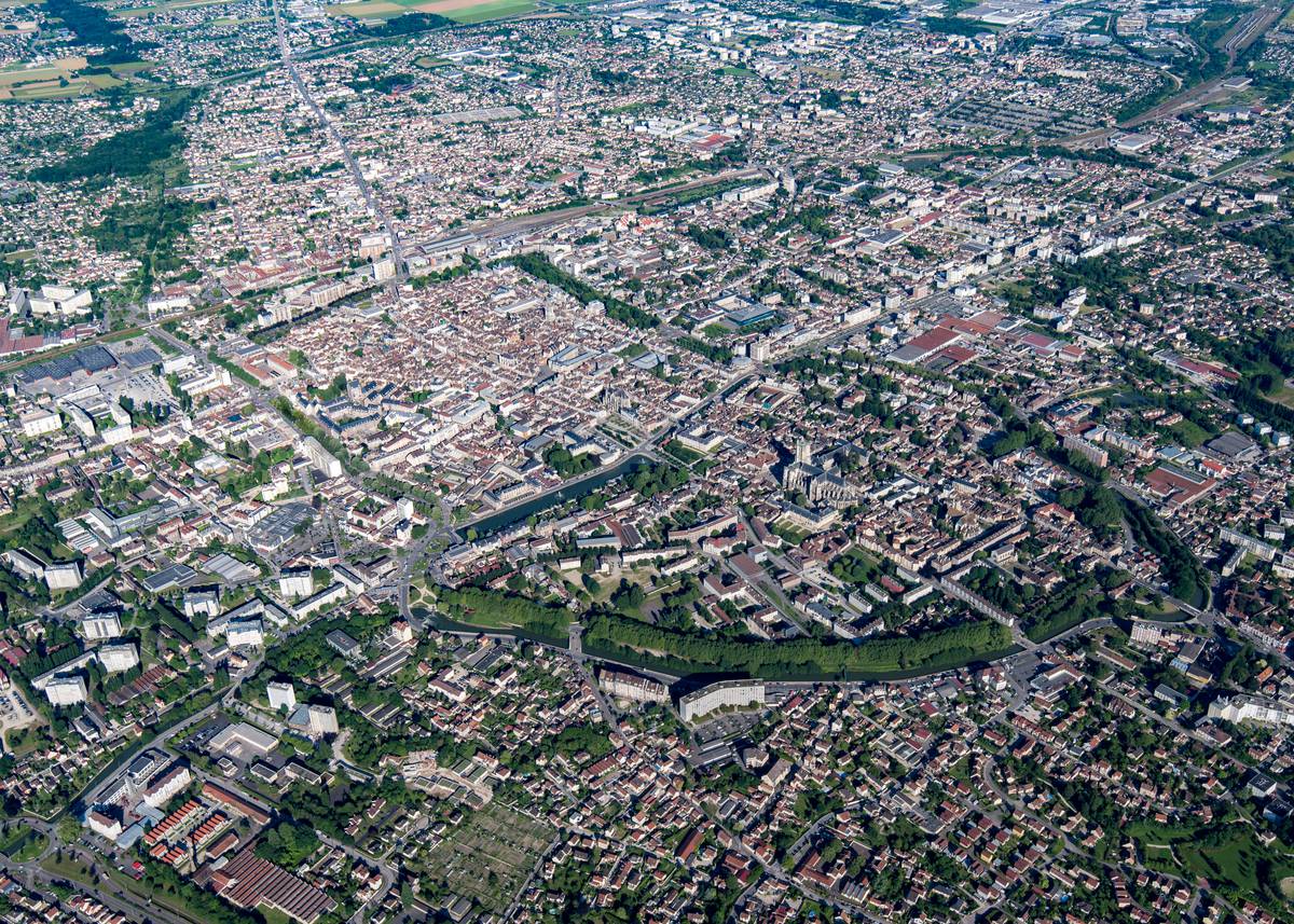 Du Bouchon au Champagne