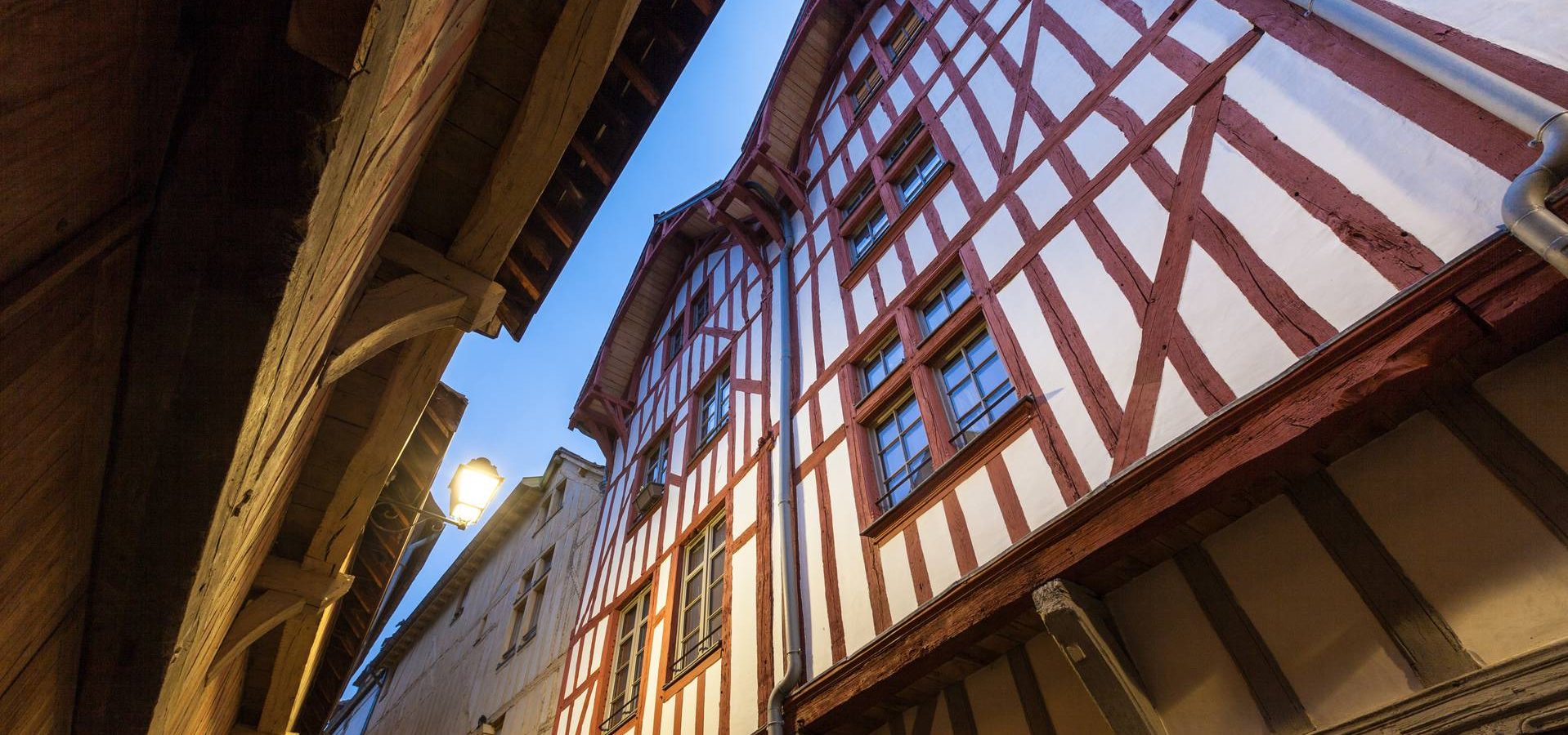 Troyes rime avec pans de bois /La métamorphose de Troyes