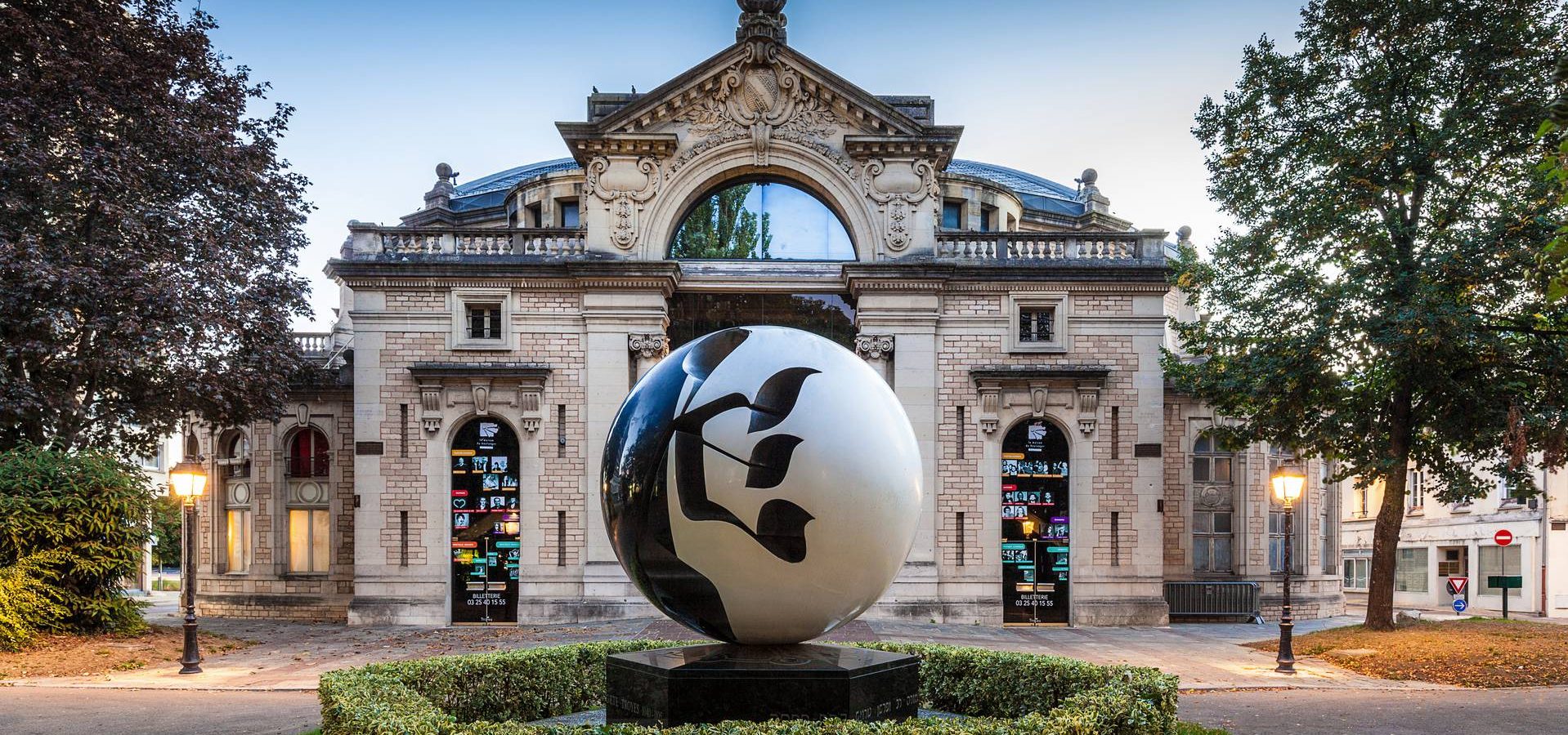 Les grands hommes du Moyen Age