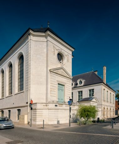 La cité du vitrail, l’Hôtel -Dieu, un coffret à bijoux – épisode 6