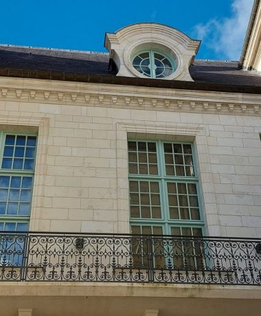 La cité du vitrail, des œuvres à hauteur d’yeux, à portée de main – épisode 8