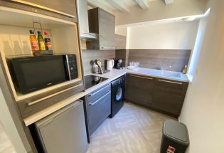 © Le Troyes Fois 5 - J. Bol