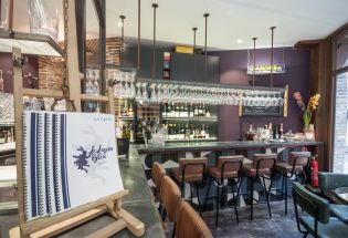 @ Le Lapin Bleu