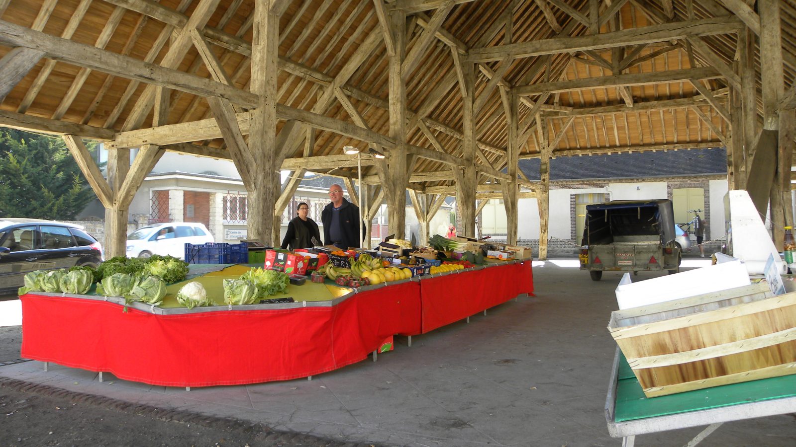 MARCHÉ D