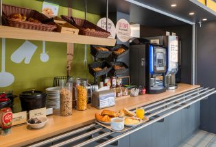 Hotel B&B Troyes Barberey