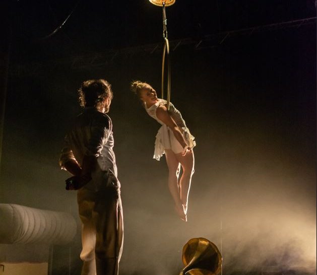 Jump Cut – Compagnie Double Take – Cinematic Circus